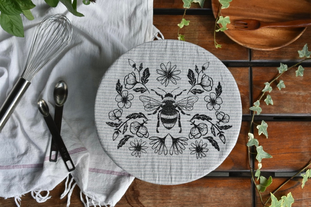 Sending You Aloha aloha at home Square bee casserole cover 8"x 8"