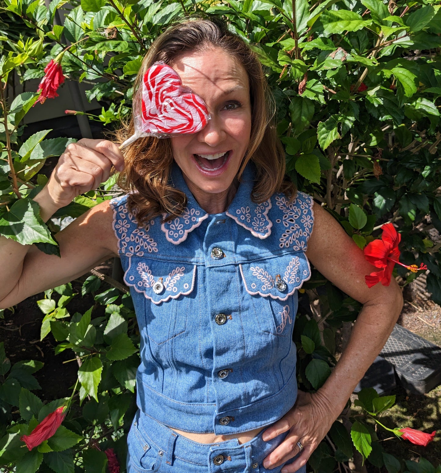 Sending You Aloha food & drink Giant Heart Shaped Sucker